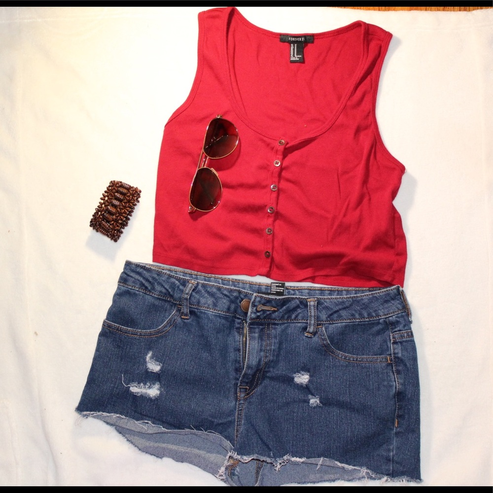 Red Sleeveless button up crop top